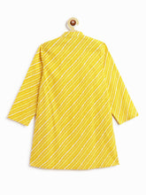 Load image into Gallery viewer, Campana Boys Nishant Kurta Set with Jacket - Yellow &amp; Off White
