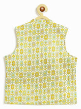 Load image into Gallery viewer, Campana Boys Nishant Kurta Set with Jacket - Yellow &amp; Off White
