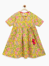 Load image into Gallery viewer, Campana Girls Nihira Flared Kurti - Paisley Garden Print - Yellow
