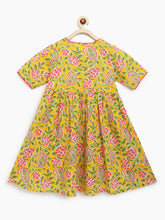 Load image into Gallery viewer, Campana Girls Nihira Flared Kurti - Paisley Garden Print - Yellow
