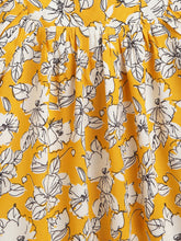 Load image into Gallery viewer, Campana Girls Mia Crop Top with Trousers Clothing Set - Flower Sketch Print - Yellow
