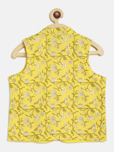 Load image into Gallery viewer, Campana Boys Nishant Kurta Set with Jacket - Floral Jaal Print - Yellow and Off-White
