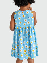 Load image into Gallery viewer, Campana Girls Amy Sleeveless Dress - Daisies Print - Powder Blue &amp; White
